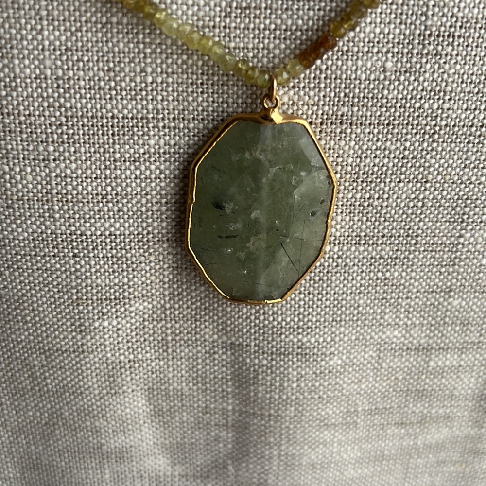Agate and peridot necklace handmade in Los Angeles